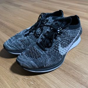 NIKE Flyknit Racer ‘Oreo’